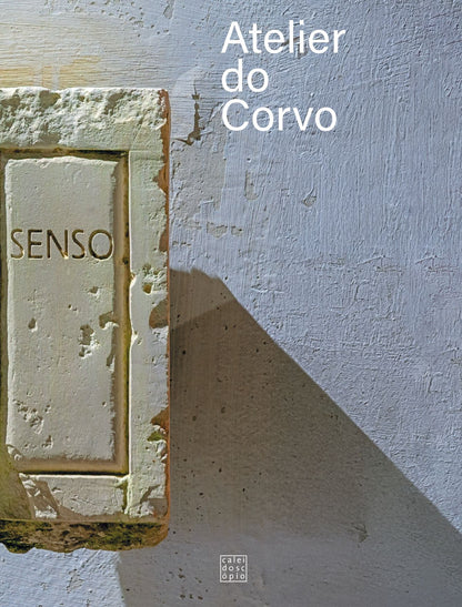 Capa do livro Senso – Atelier do Corvo sobre arquitetura contemporânea portuguesa