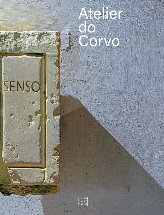 Capa do livro Senso – Atelier do Corvo sobre arquitetura contemporânea portuguesa